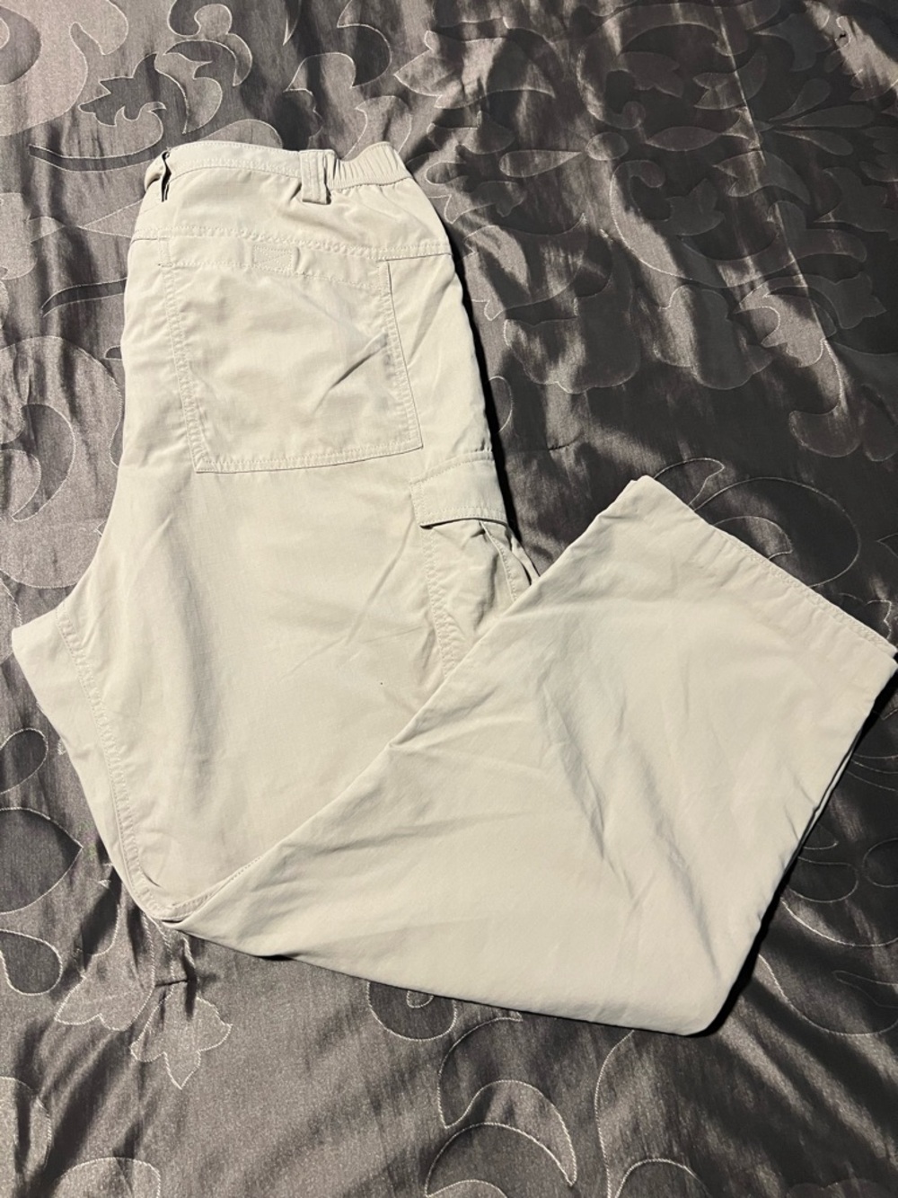 Duluth Trading Co. Men's Light Beige Nylon Cargo Pants Size 36 Waist x 27 Inseam